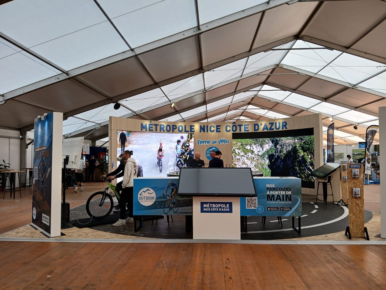 Habillage stand congrès